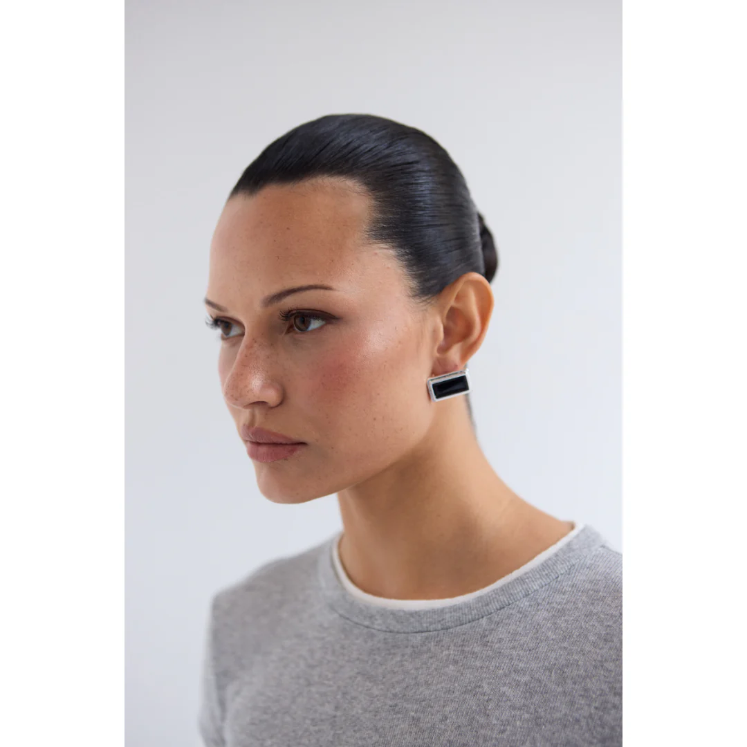 ARCHER RECTANGLE EARRINGS - Image 5