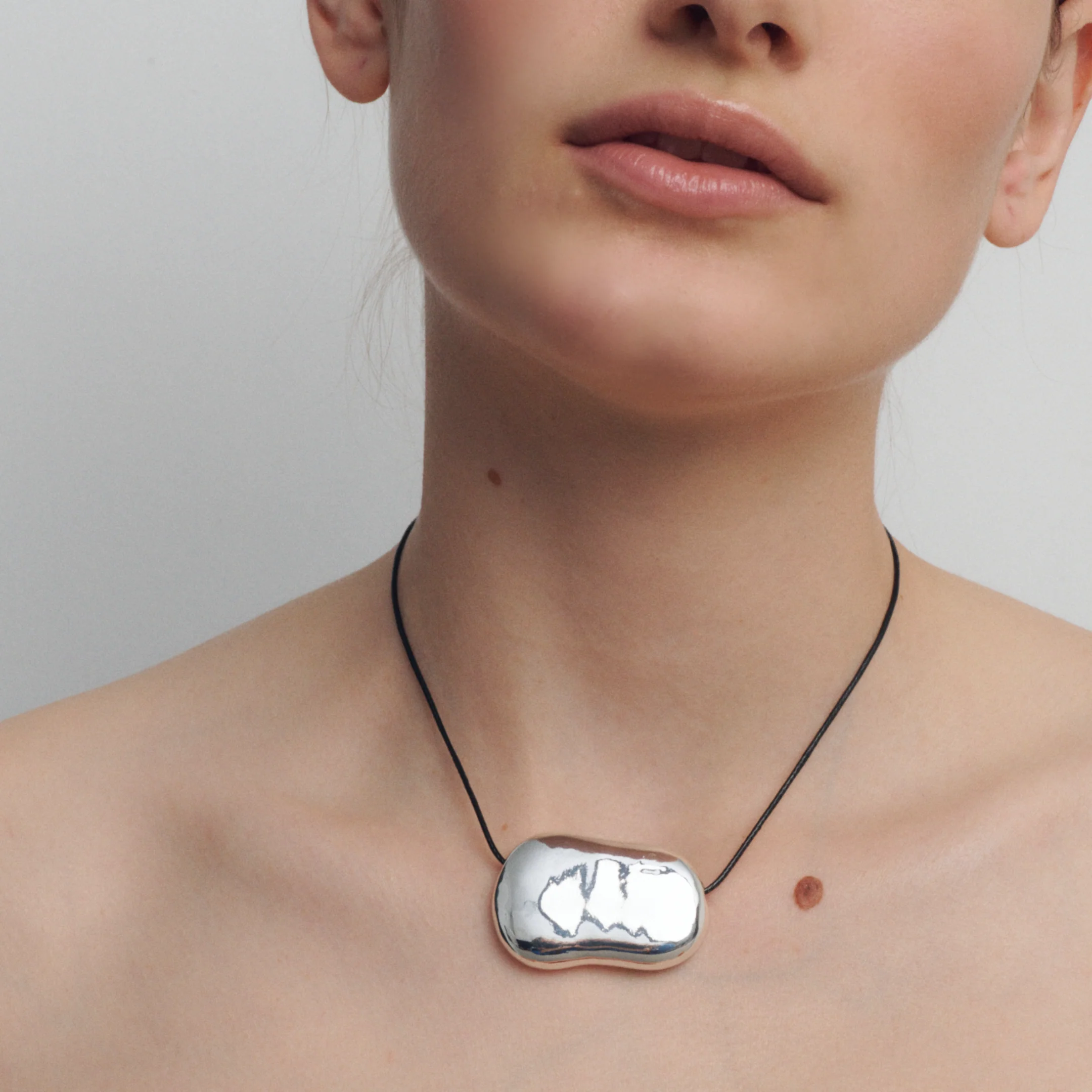 JULIA NECKLACE - Image 7