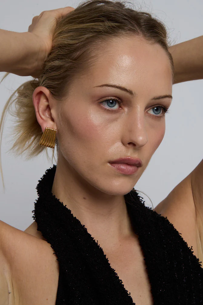 RIBBED EARRINGS - Image 4